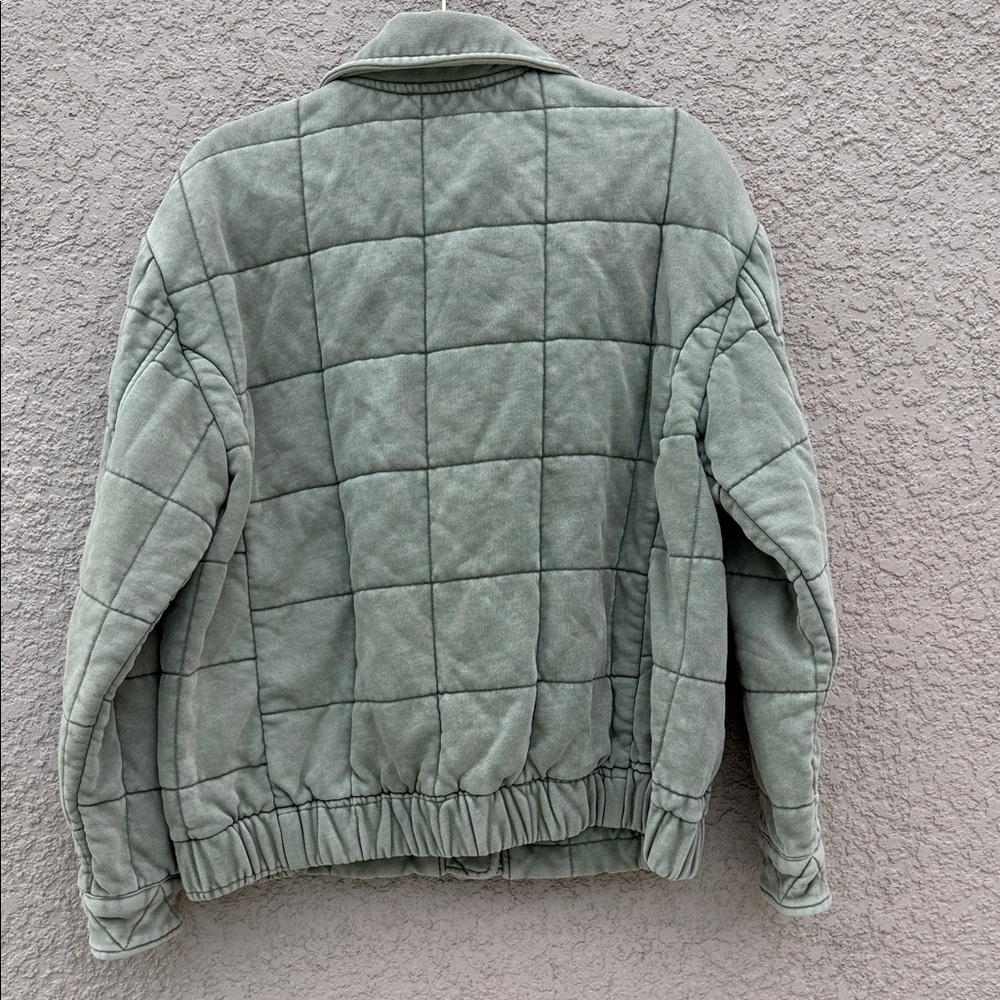 Green Quilted Performance Jacket - image 4